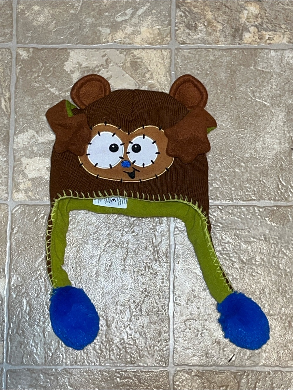 Kids Flipeez Hat with Blue Pom-Poms